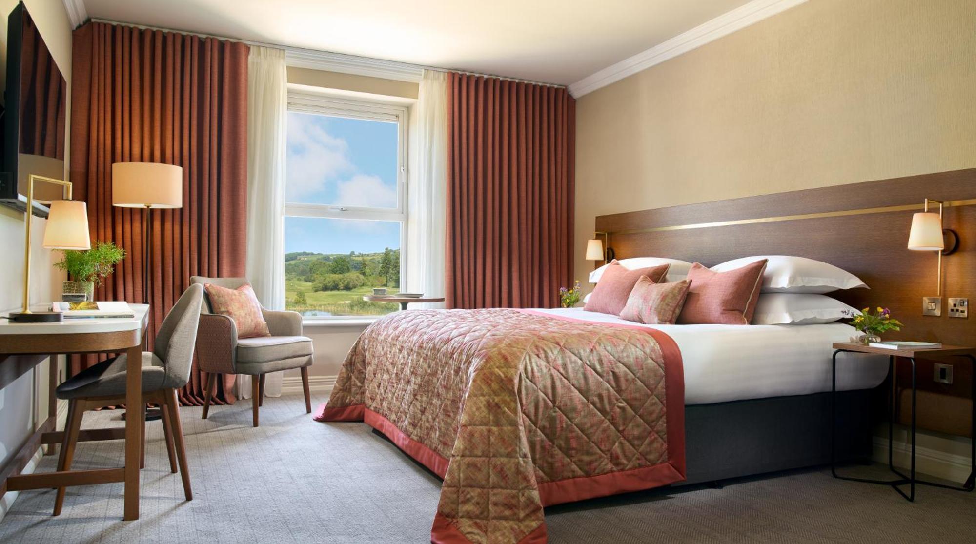 Tulfarris Hotel And Golf Resort Екстериор снимка
