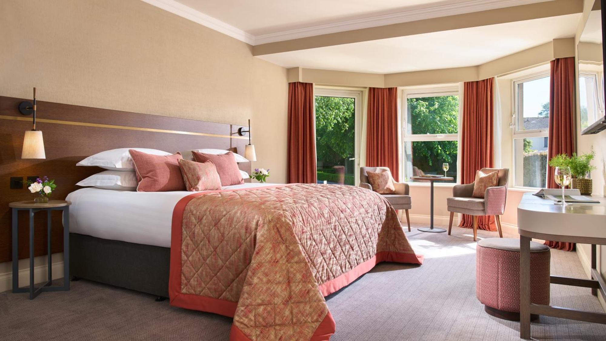 Tulfarris Hotel And Golf Resort Екстериор снимка