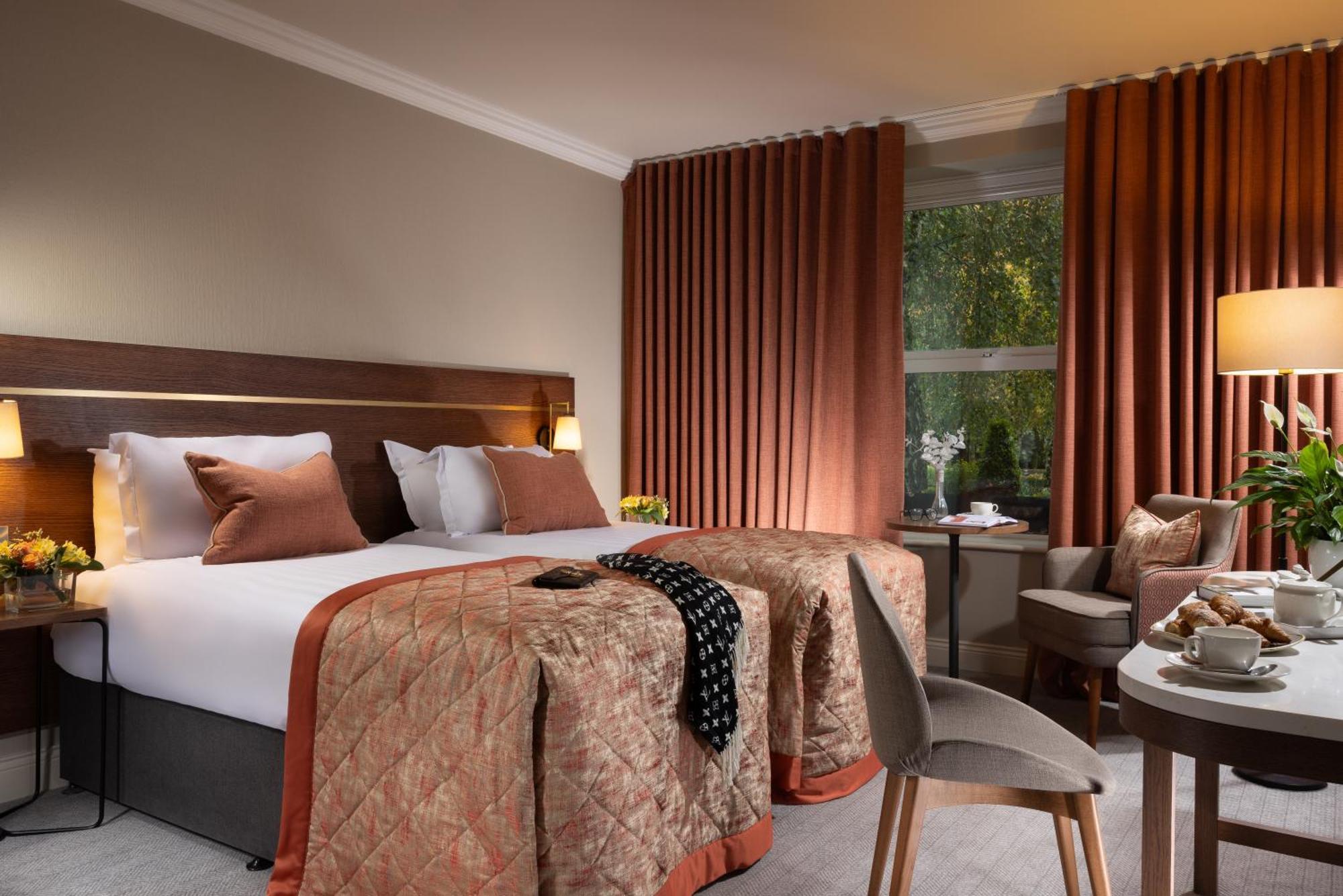 Tulfarris Hotel And Golf Resort Екстериор снимка